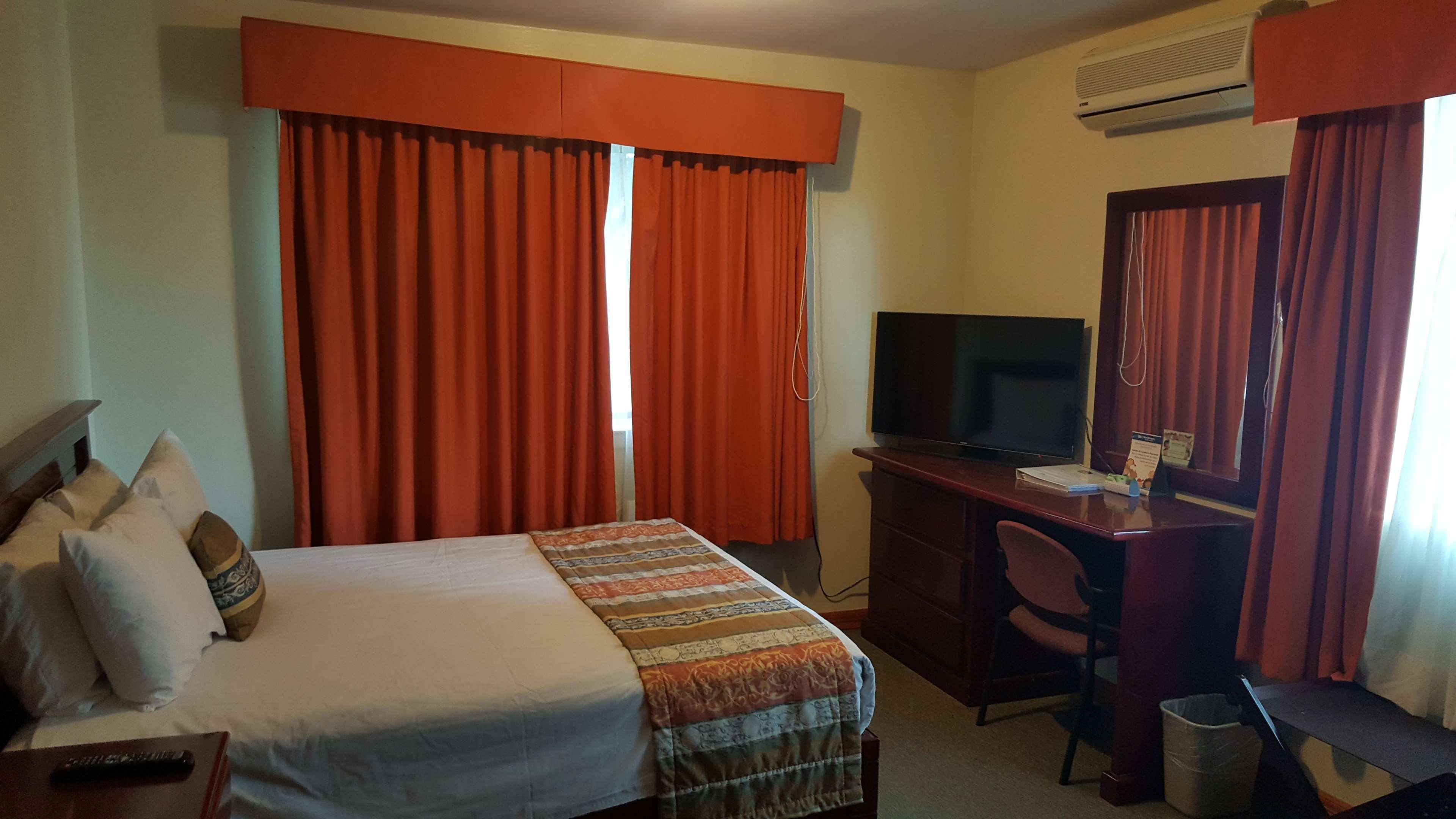 Montemorelos Best Western Bazarell Inn מראה חיצוני תמונה