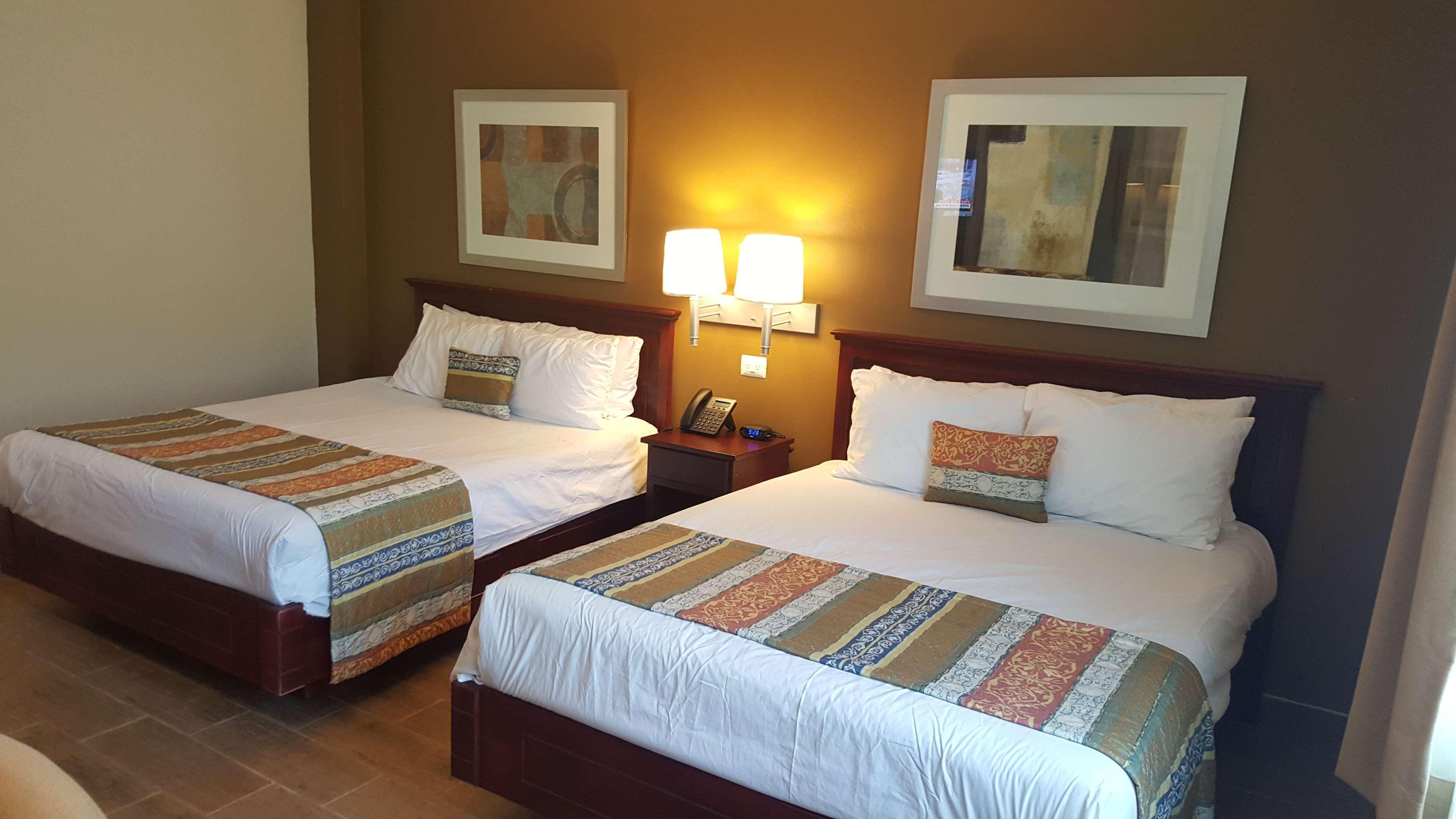 Montemorelos Best Western Bazarell Inn מראה חיצוני תמונה