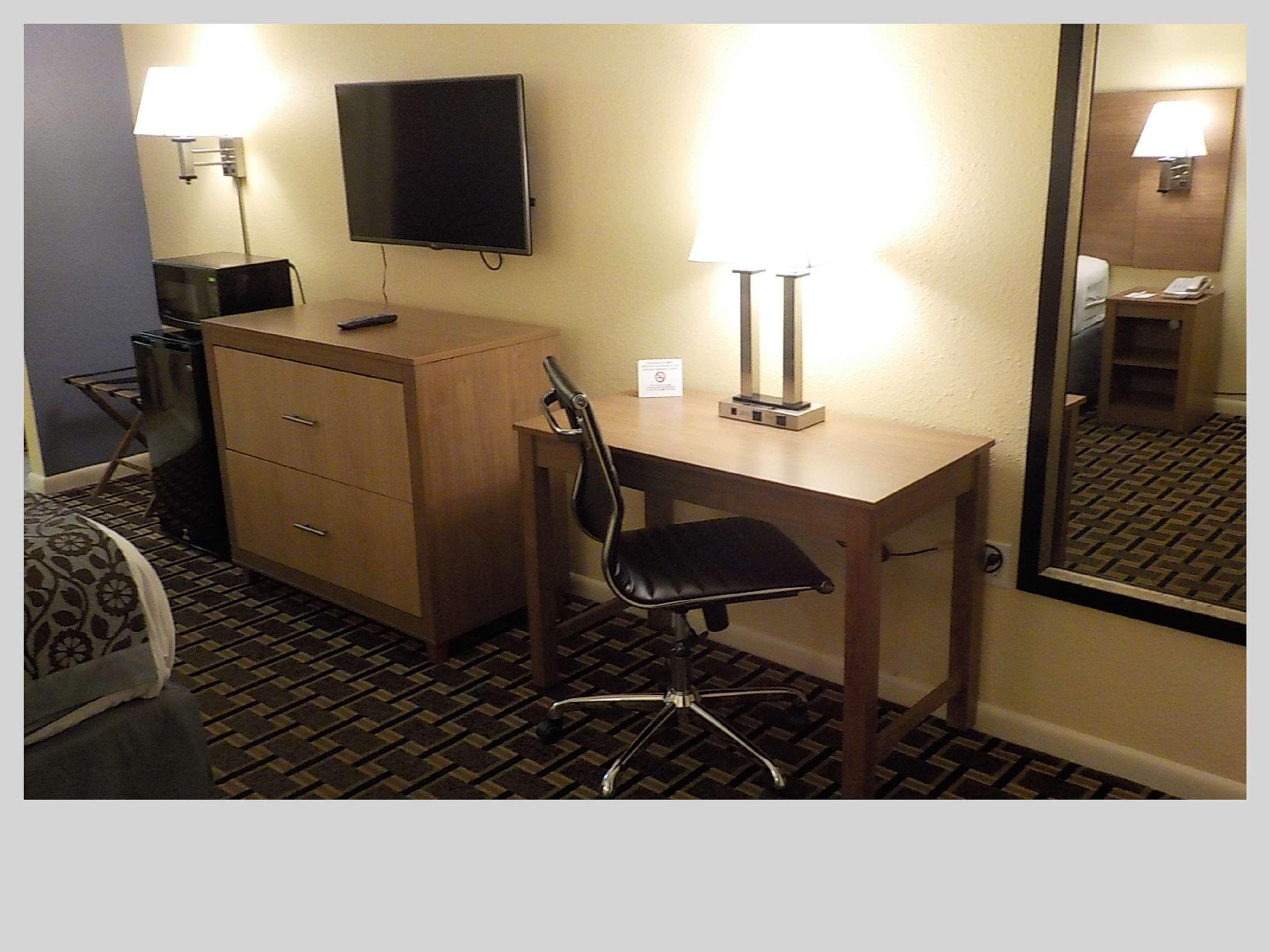 Montemorelos Best Western Bazarell Inn מראה חיצוני תמונה