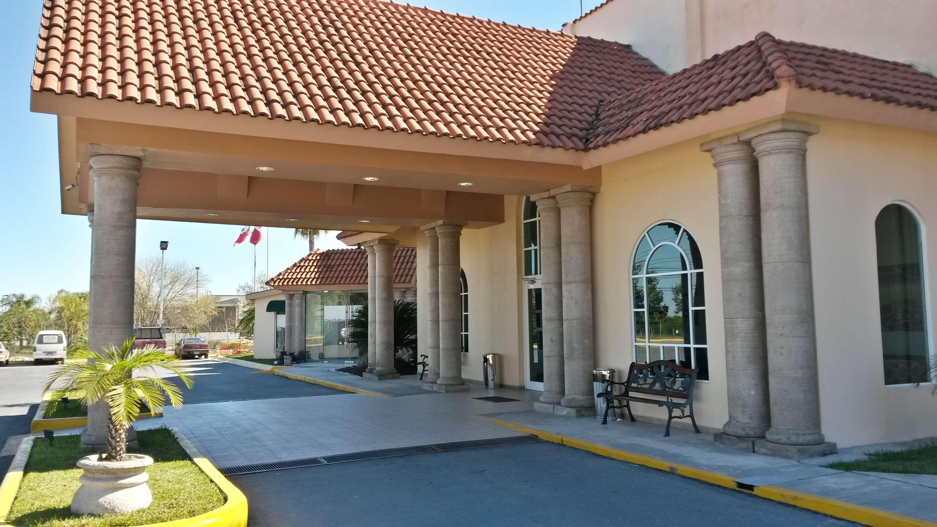 Montemorelos Best Western Bazarell Inn מראה חיצוני תמונה