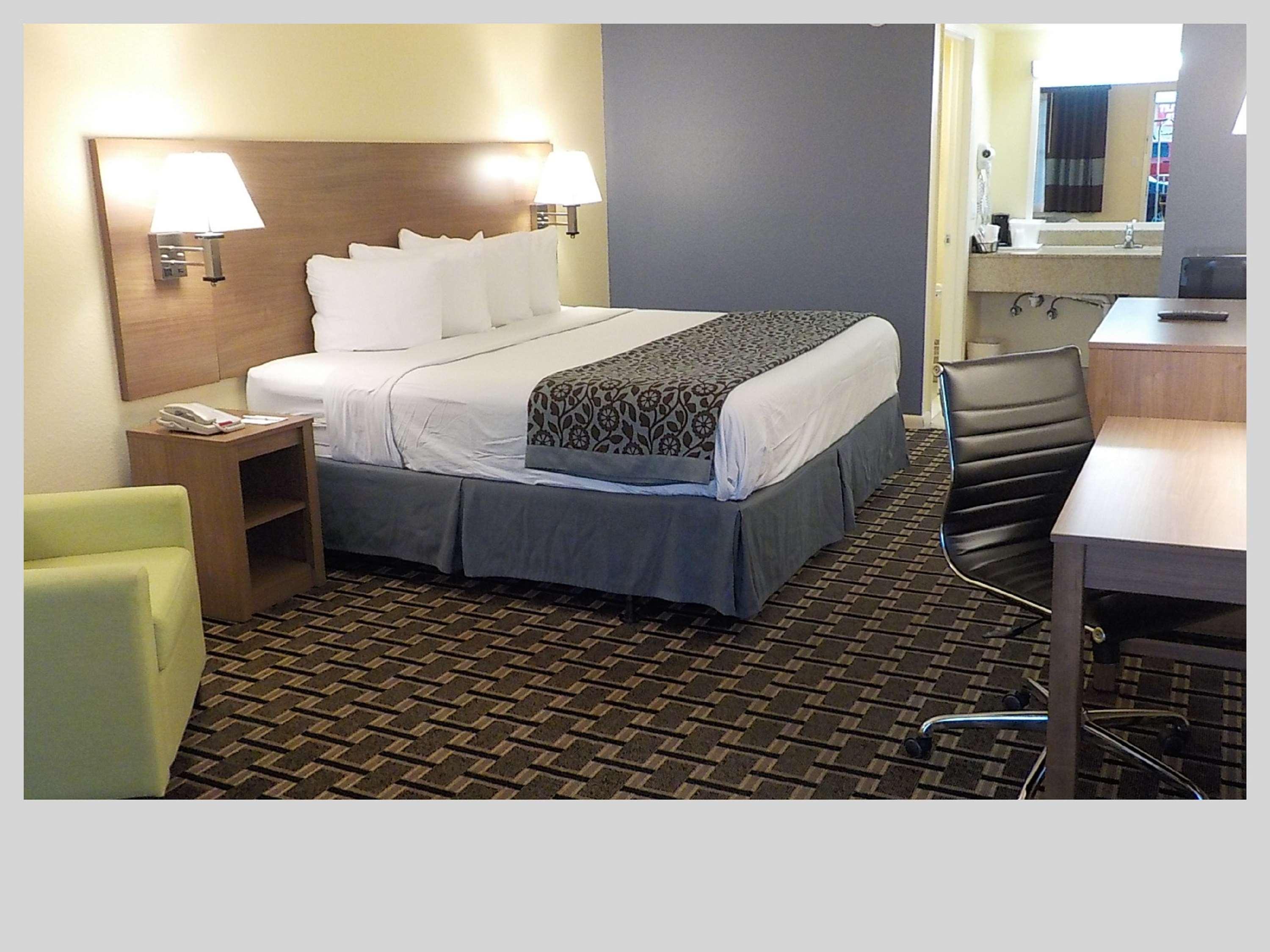 Montemorelos Best Western Bazarell Inn מראה חיצוני תמונה