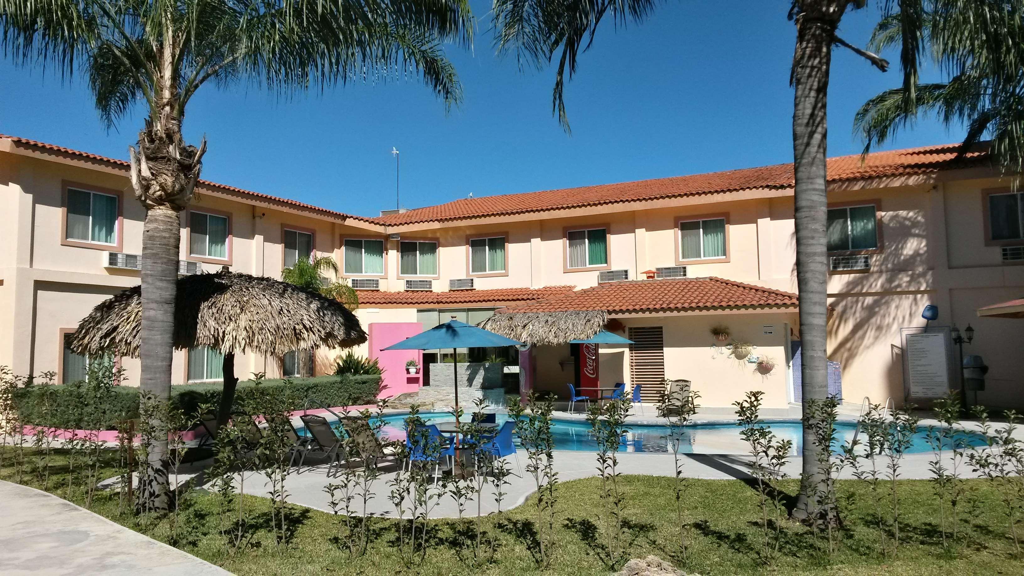 Montemorelos Best Western Bazarell Inn מראה חיצוני תמונה