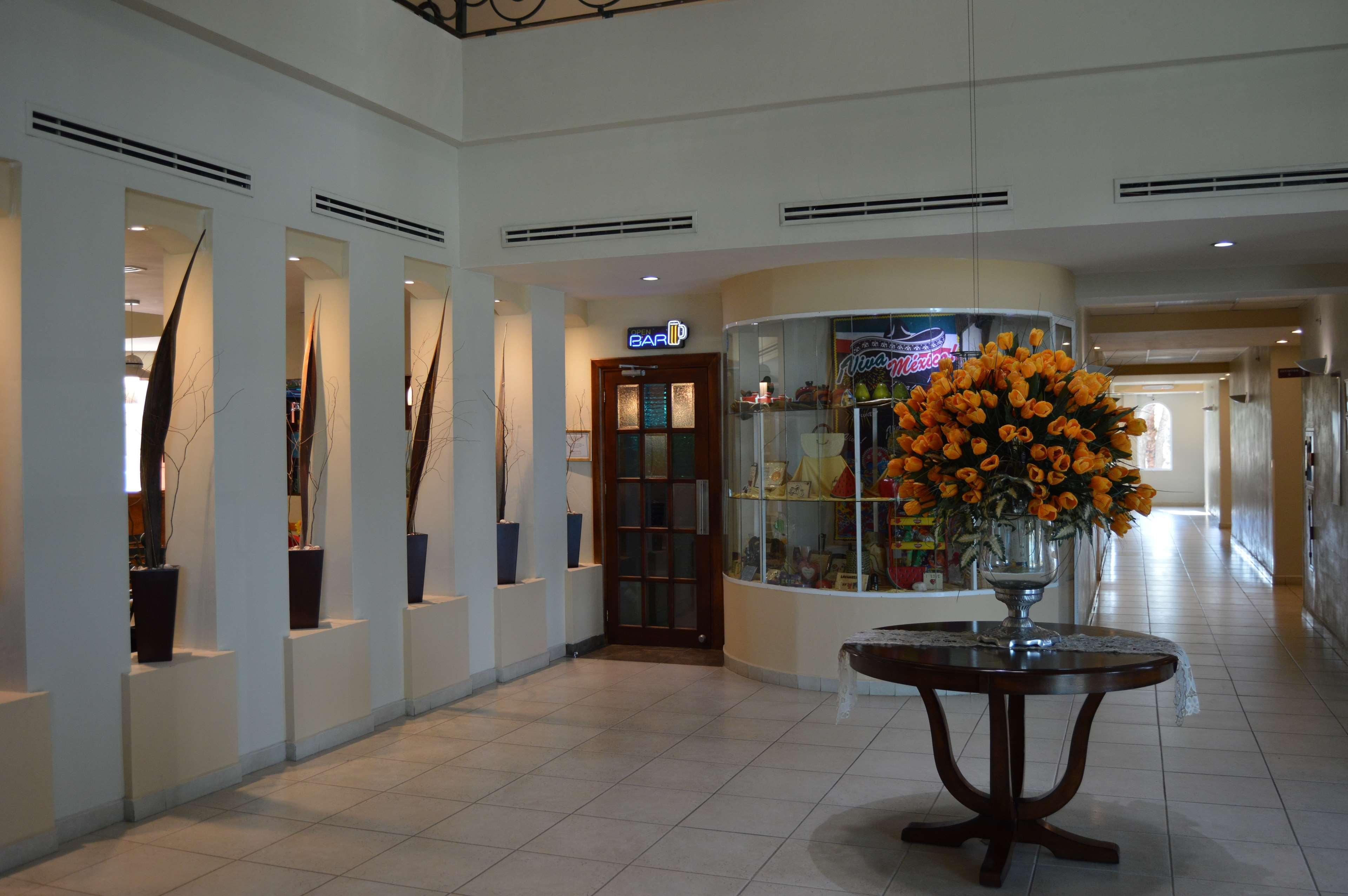 Montemorelos Best Western Bazarell Inn מראה חיצוני תמונה