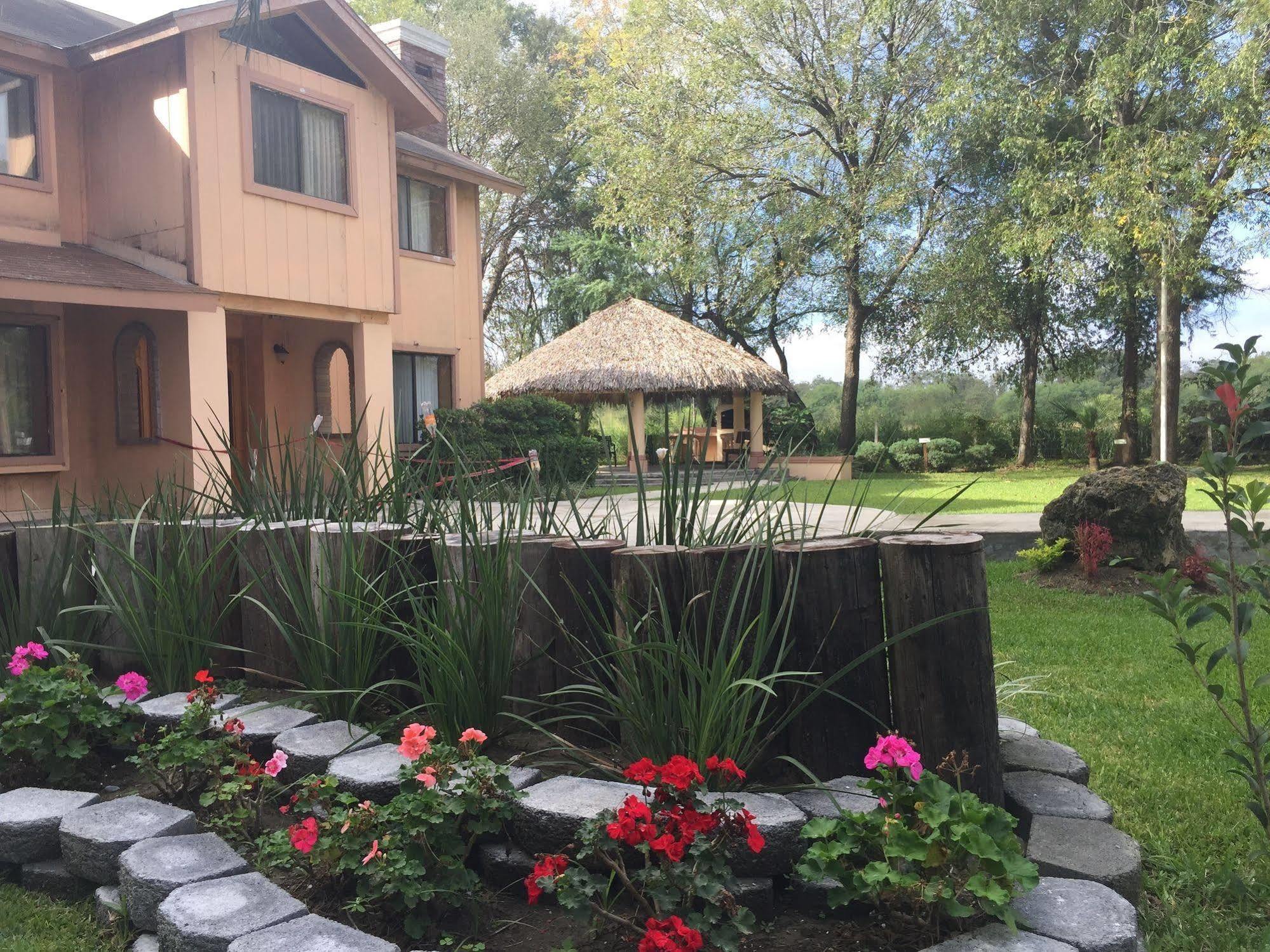 Montemorelos Best Western Bazarell Inn מראה חיצוני תמונה